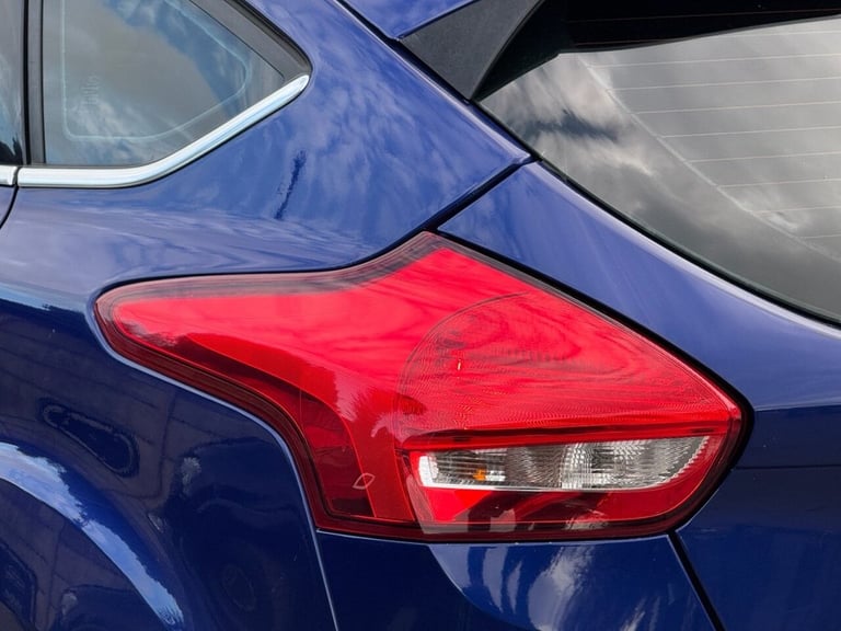2016 Ford Focus 1.0 EcoBoost 125 Zetec 5dr Auto HATCHBACK PETROL Automatic