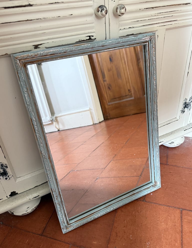 image for Pretty Vintage Rectangular Wall Mirror 39 x 29 cm