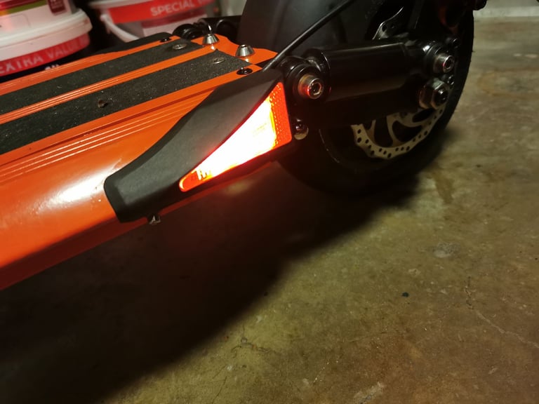 Electric scooter EMOVE 52V 1600W (Made in USA).