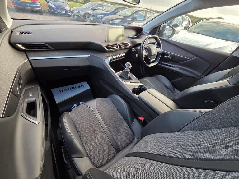 2019 Peugeot 3008 1.2 PureTech Allure Euro 6 (s/s) 5dr Petrol