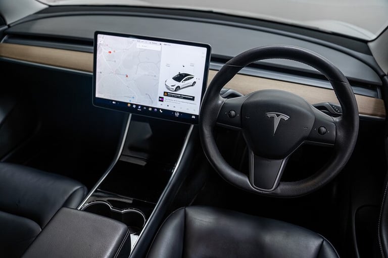 2020 Tesla Model 3 Long Range Saloon Electric Automatic