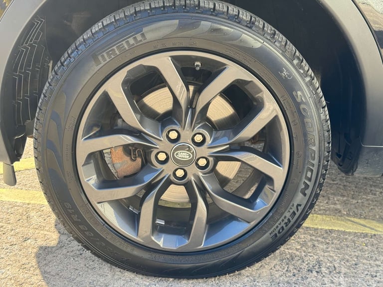 2019 Land Rover Discovery Sport 2.0 Discovery Sport Landmark TD4 Automatic 4WD 5dr - NATIONAL DEL...