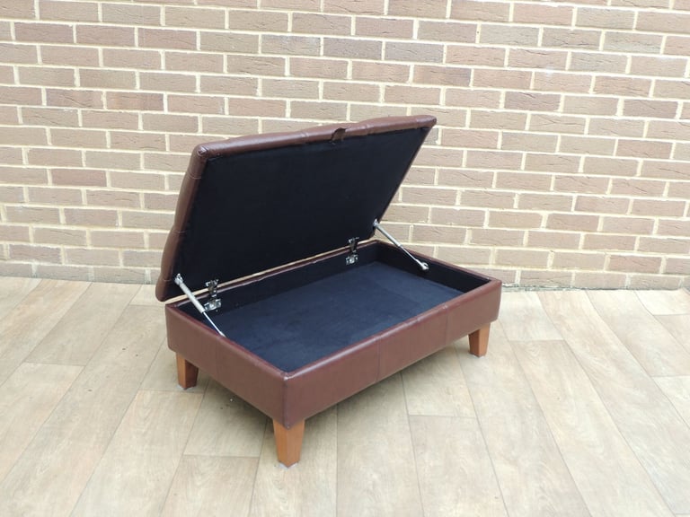 M&S Chesterfield Storage Footstool (UK Delivery)