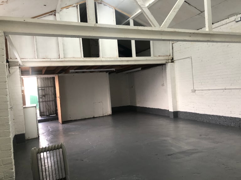 Workshop / Warehouse available in North London N18