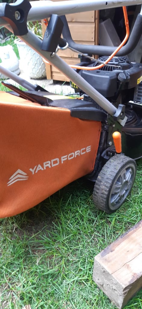 Yardforce B&S 300 4 stroke