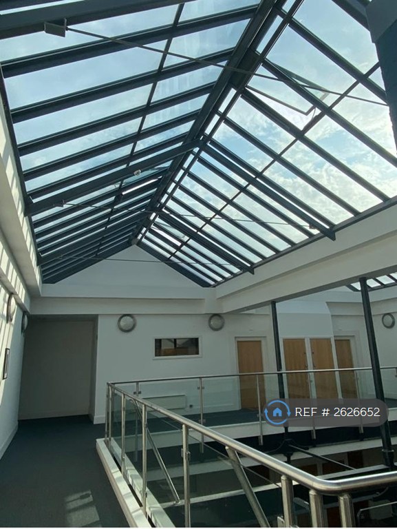 1 bedroom flat in Atlas Mill, Bolton, BL1 (1 bed) (#2626652)