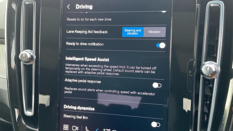 2024 Volvo XC40 Ultra B3 Mild hybrid ESTATE Petrol/Electric Hybrid Automatic