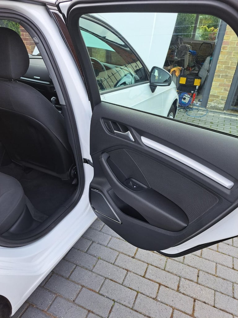 Audi A3 White Petrol Automatic 1498cc 35 TFSI SE Technik Sportback, 2020,1498 (cc), 5 doors