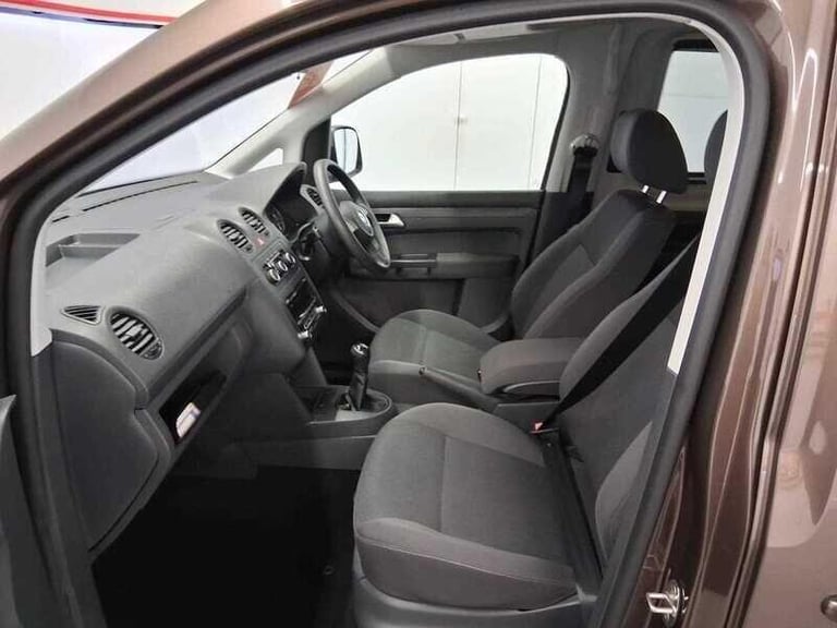 2015 Volkswagen Caddy 1.6 TDI CR 5 Seats 5dr WAV MPV Diesel Manual