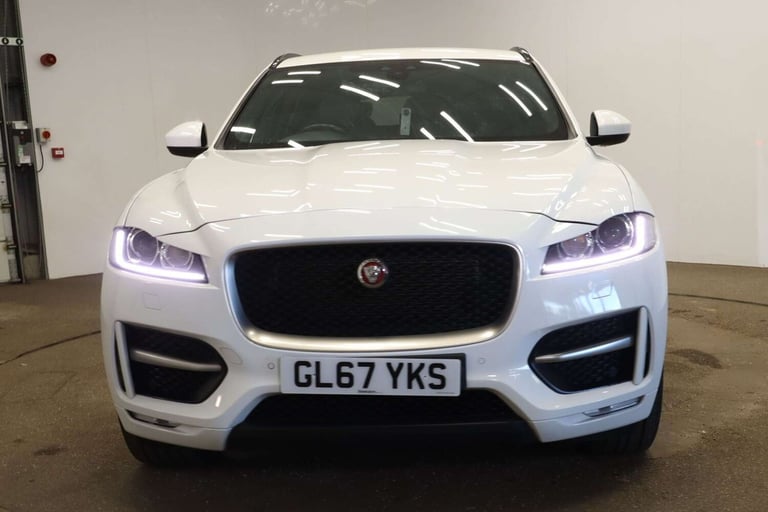 2017 Jaguar F-Pace 2.0d R-Sport 5dr Auto AWD ESTATE DIESEL Automatic