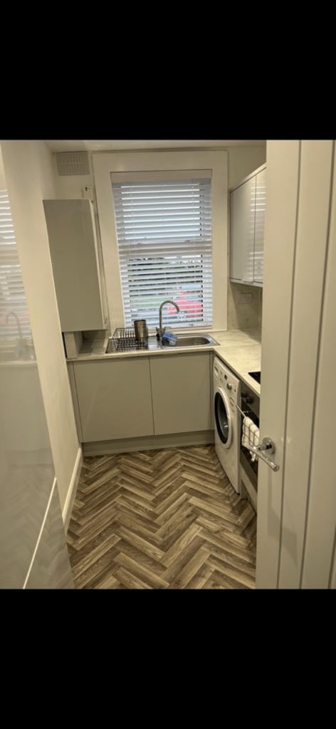 2 bedroom ground floor flat £780.00