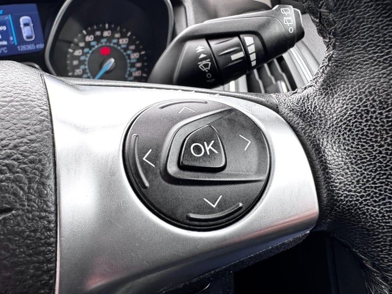 2011 Ford Focus 1.6 TDCi Titanium Euro 5 (s/s) 5dr HATCHBACK Diesel Manual