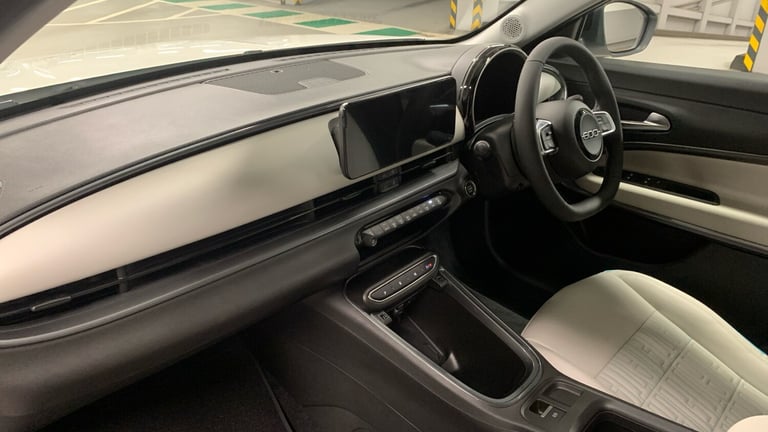 2025 Fiat 600 1.2 MHEV La Prima SUV 5dr Petrol Hybrid e-DCT Euro 6 (s/s) (100 ps) SUV Hybrid Auto...