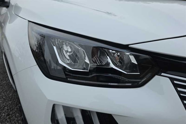 2024 Peugeot 208 1.2 PureTech 100 Allure 5dr HATCHBACK PETROL Manual