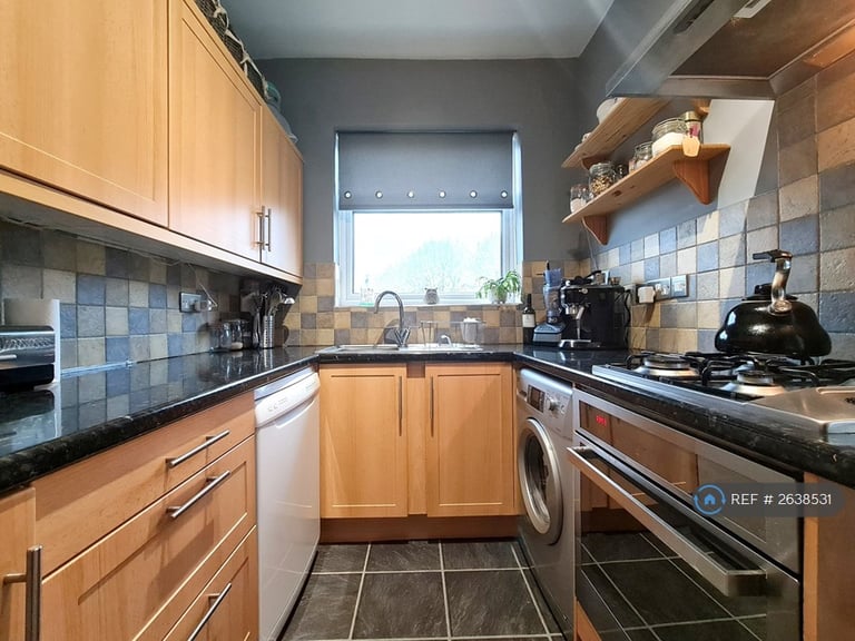 3 bedroom house in Victoria Avenue, Chesterfield, S43 (3 bed) (#2638531)