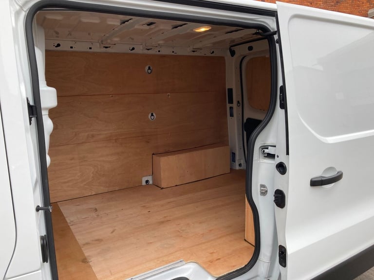 2023 Nissan Primastar 2.0 dCi 30 Tekna Panel Van 5dr Diesel Manual L1 H1 Euro 6 (s/s) (110 ps) PA...