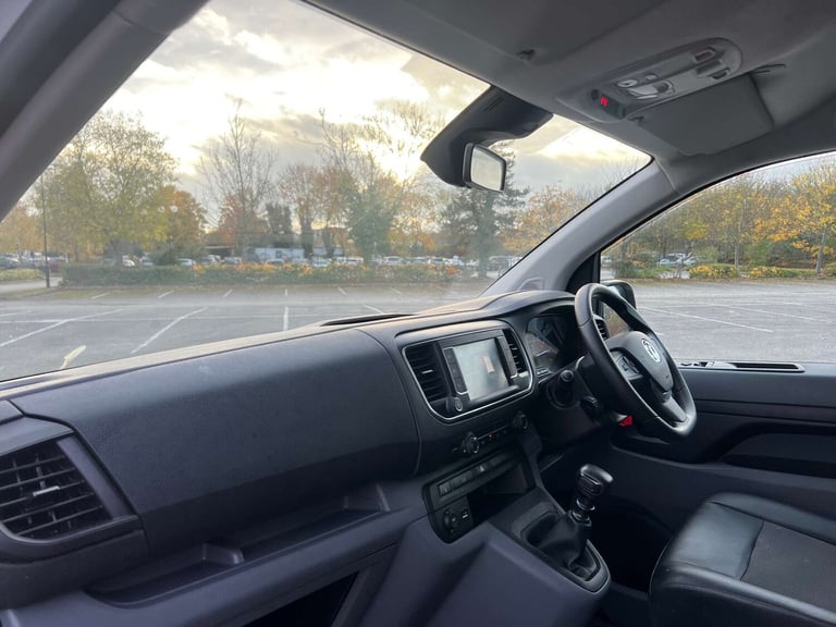 2020 Vauxhall Vivaro 1.5 Vivaro 2900 Sportive S/S Panel Van Diesel Manual