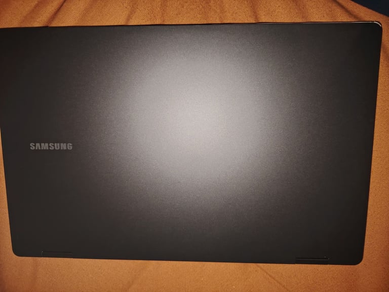 Samsung Galaxy 3 360 laptop