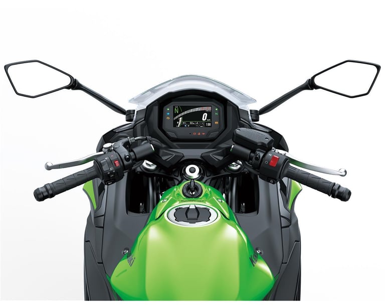 New 2025 Kawasaki MOTORCYCLE Ninja 650 BLACK SAVE £600 WITH NEW RIDERS GRANT*