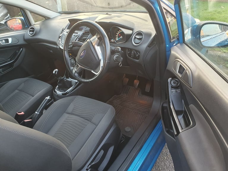 Ford Fiesta Zetec 1.25 petrol '16  Low Mileage
