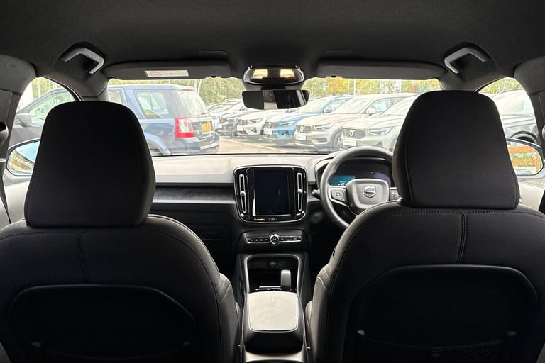 2022 Volvo XC40 Recharge 69kWh Plus SUV 5dr Electric Auto (231 ps) ESTATE Electric Automatic