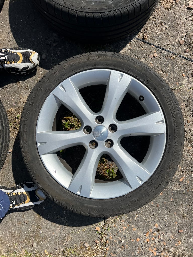 Alloy wheels for Subaru 