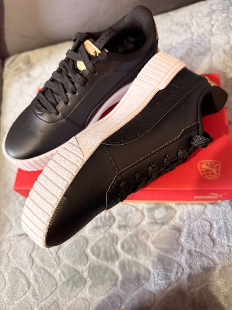 Puma trainers size 4 uk *new*