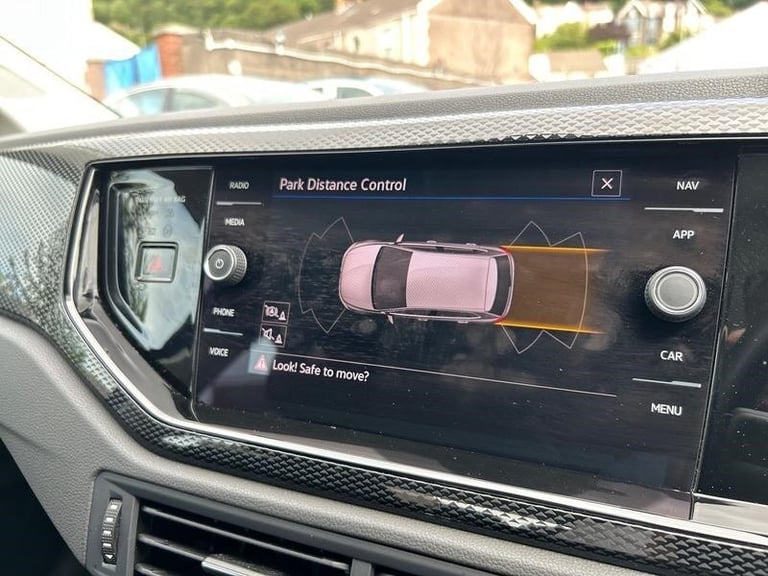 2023 Volkswagen Polo MK6 Facelift (2021) 1.0 TSI 95PS Life DSG Automatic Hatchback Petrol Automatic
