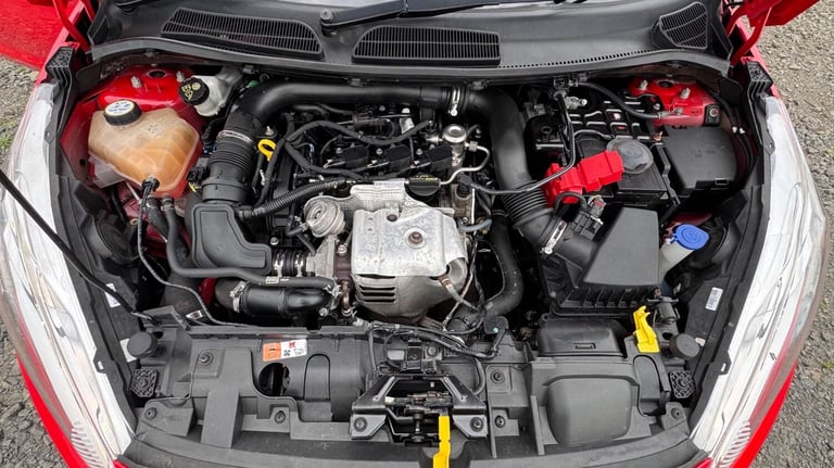 FORD FIESTA 1.0 T EcoBoost Zetec 2015