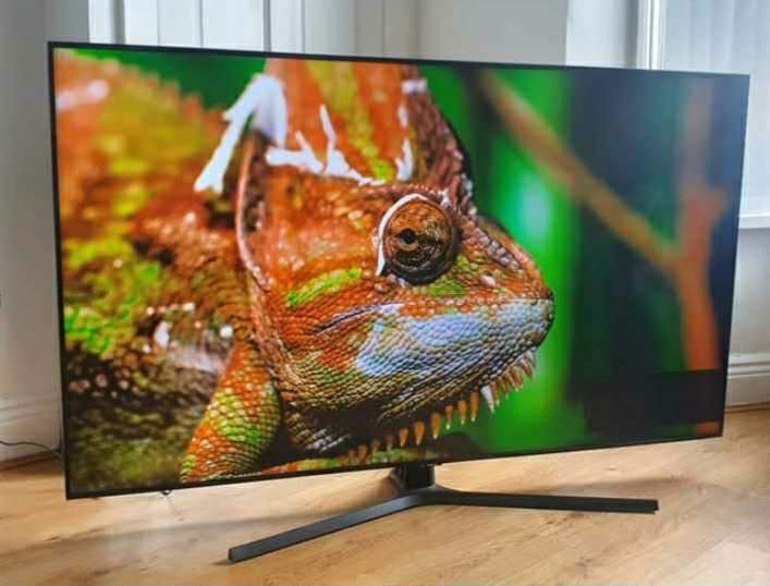 image for 50" Samsung 4k smart tv and remote