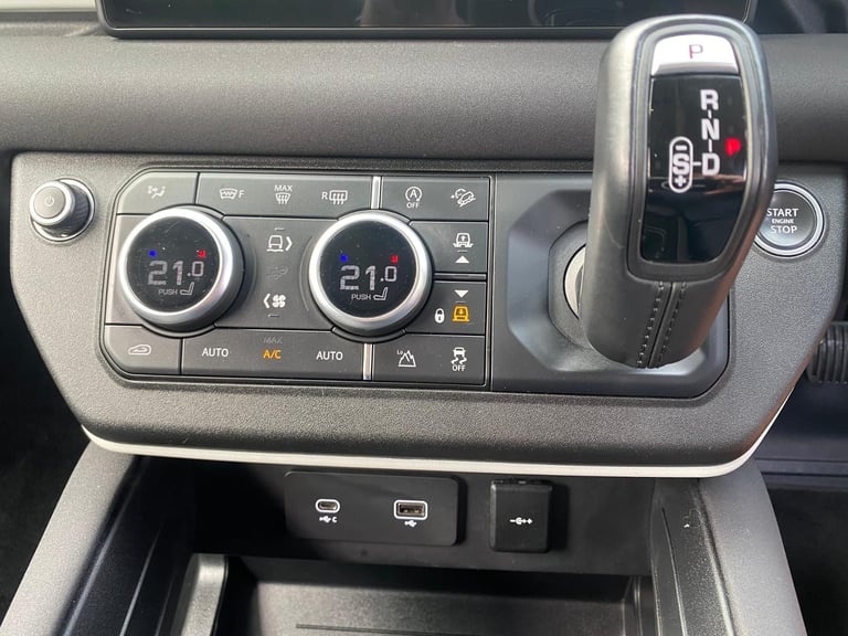 2022 Land Rover Defender 110 3.0 D250 MHEV S SUV 5dr Diesel Auto 4WD Euro 6 