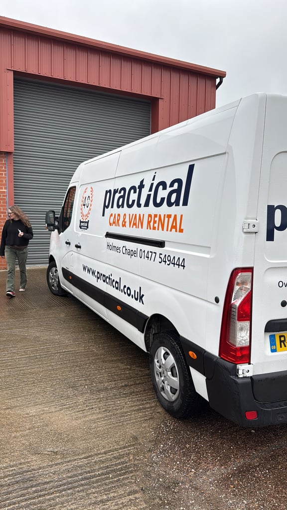 2020 Renault Master LM35dCi 135 Business+ Medium Roof Van PANEL VAN Diesel Manual