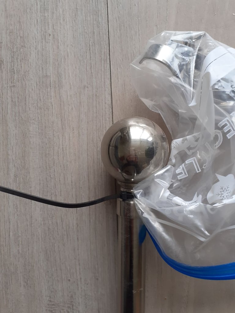 image for 12' curtain rail 