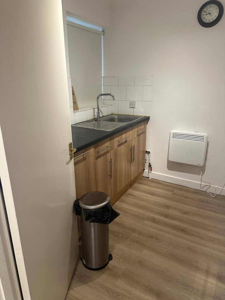 2 Bed Split Level Flat in Central Reading (RG1)