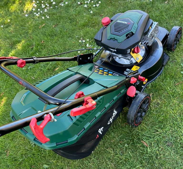 NEW 17”cut petrol 2in1 mulch or bag lawnmower 6months warranty FREE delivery 150cc mower 