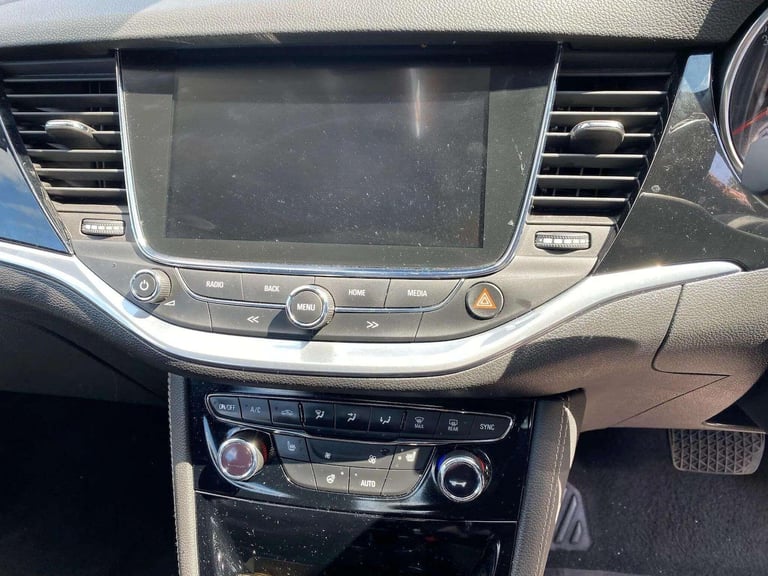 2018 Vauxhall Astra 1.4i Turbo Elite Nav Auto Euro 6 (s/s) 5dr Petrol