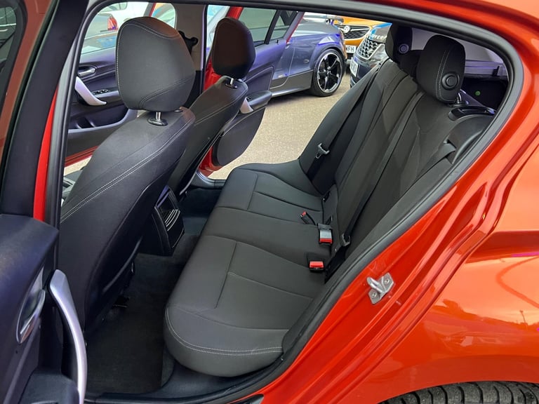 2014 BMW 1 Series 114d Sport 5dr HATCHBACK DIESEL Manual