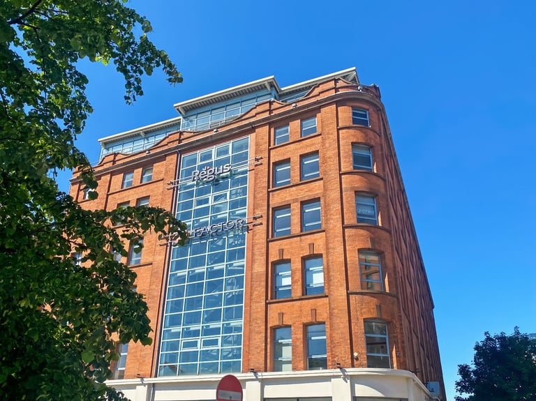 Belfast - BT2 7SL, Find office space in Regus Great Victoria Street for 3 people