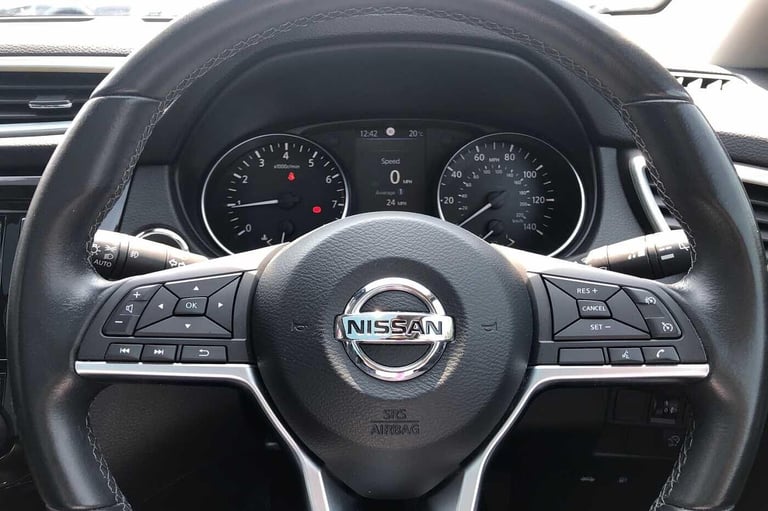 2021 Nissan Qashqai 1.3 DiG-T 160 [157] N-Connecta 5dr DCT Glass Roof HATCHBACK Petrol Automatic