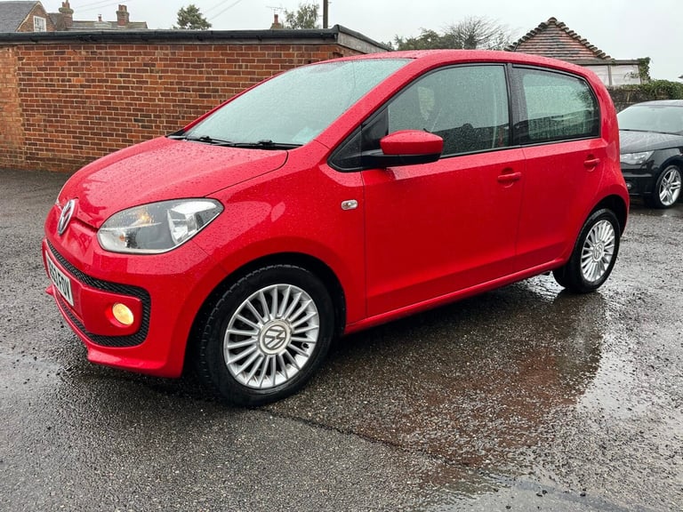 2013 Volkswagen up! HIGH UP BLUEMOTION TECHNOLOGY ULEZ COMPLIANT £20 TAX Hatchback Petrol Manual