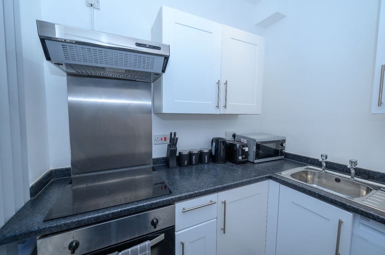 Long term stays Free parking Broadgreen Liverpool