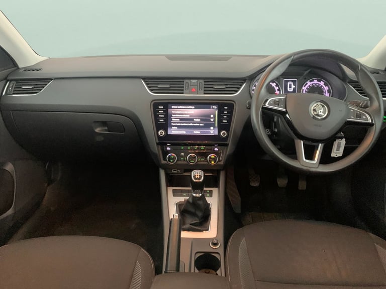 2020 Skoda Octavia 1.6 TDI SE Technology Estate 5dr Diesel Manual Euro 6 (s/s) (115 ps) - DRIV Es...