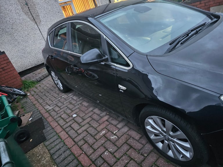 Vauxhall, ASTRA, Hatchback, 2010, Manual, 1598 (cc), 5 doors