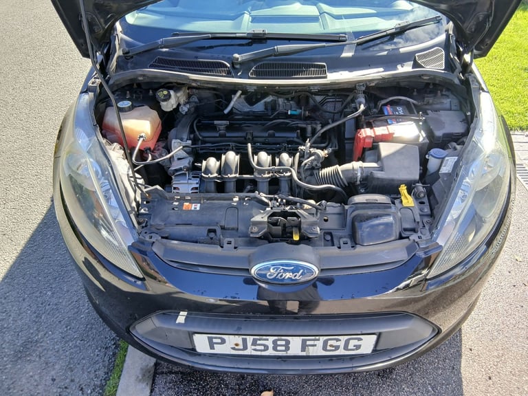 Ford fiesta 1.2 petrol manual mot till april 2026