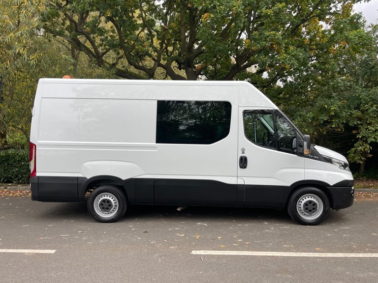 2015 Iveco Daily 2.3 High Roof Van 3520 WB PANEL VAN DIESEL Manual