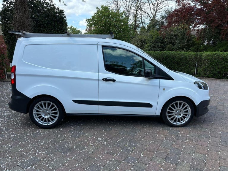 FORD TRANSIT COURIER 1.5 TDCi 2015