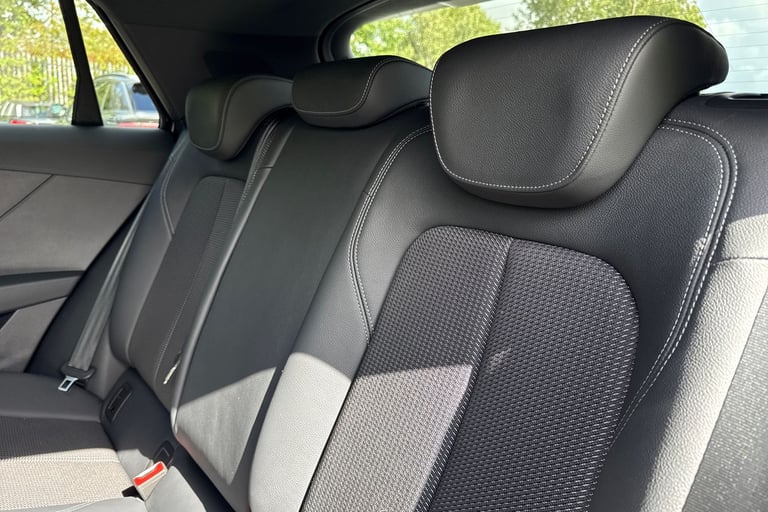 2025 Audi Q2 S line 30 TFSI  116 PS 6-speed SUV PETROL Manual