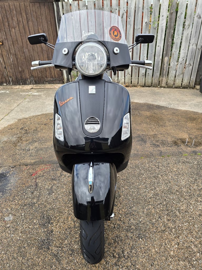 Piaggio, VESPA, 2006, 244 (cc)