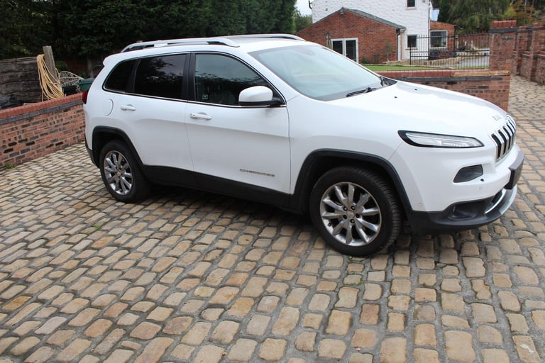 2014 Jeep Cherokee 2.0 CRD Limited Auto 4WD Euro 5 (s/s) 5dr ESTATE Diesel Automatic