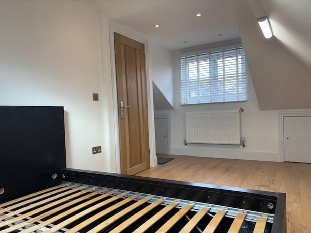 3-Bedroom Flat Available to Rent in Ilford, IG1 3TT,Available for families only – no boys/sharers